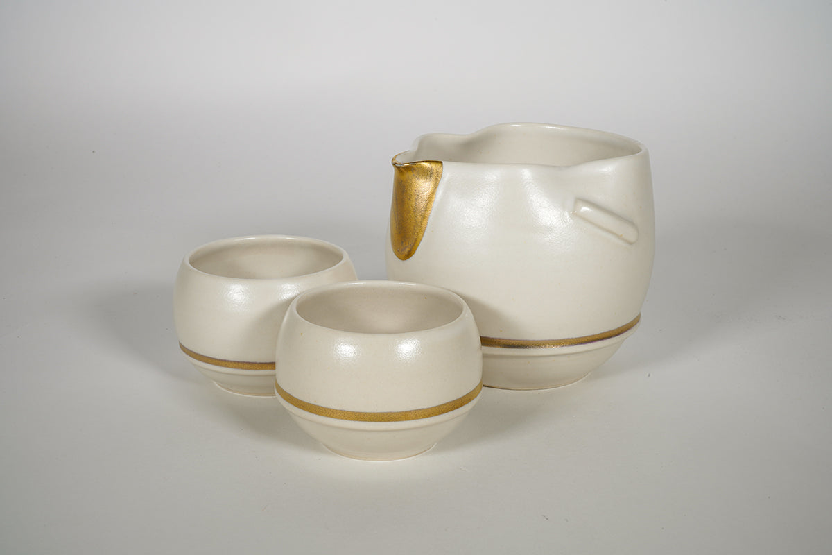 Sake cup with cream and gold