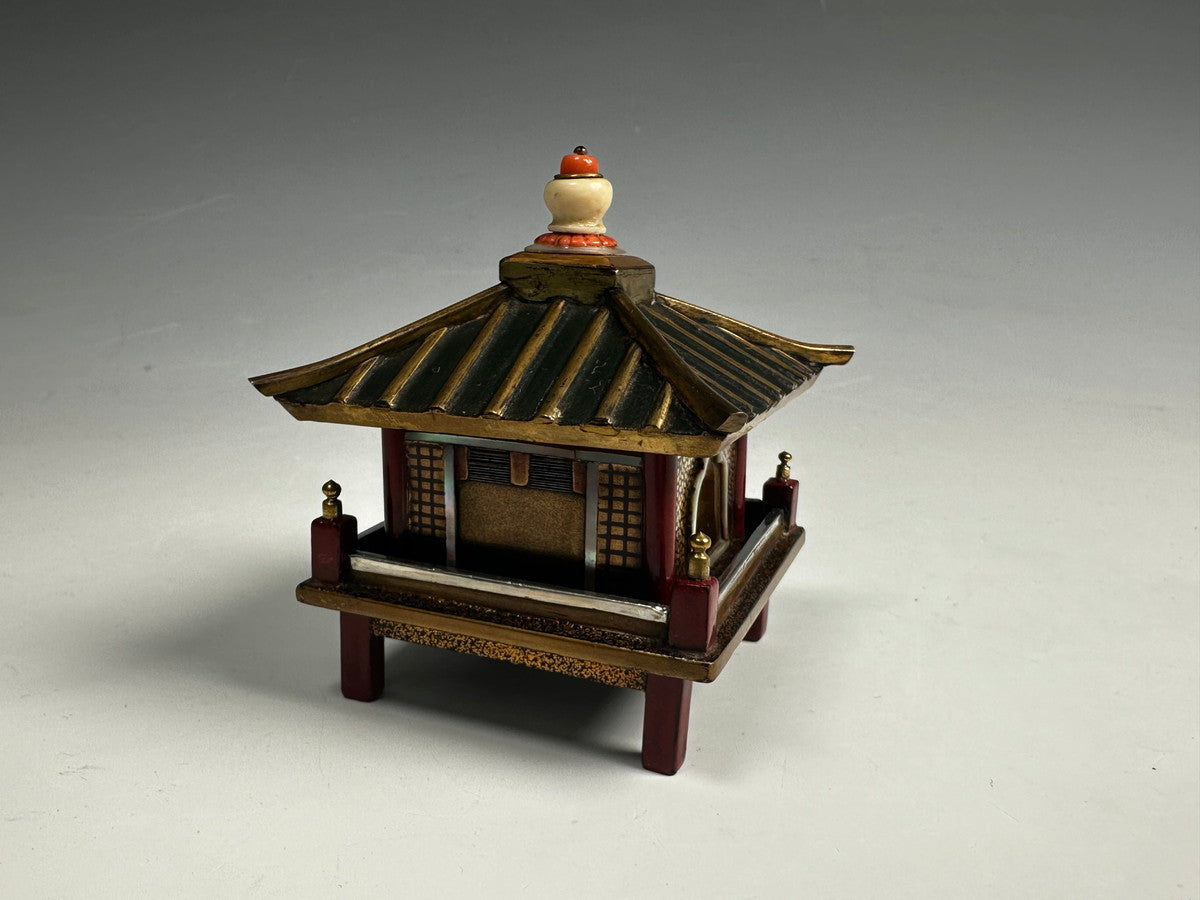 刺Expo_G33_螺鈿蒔絵御堂香炉