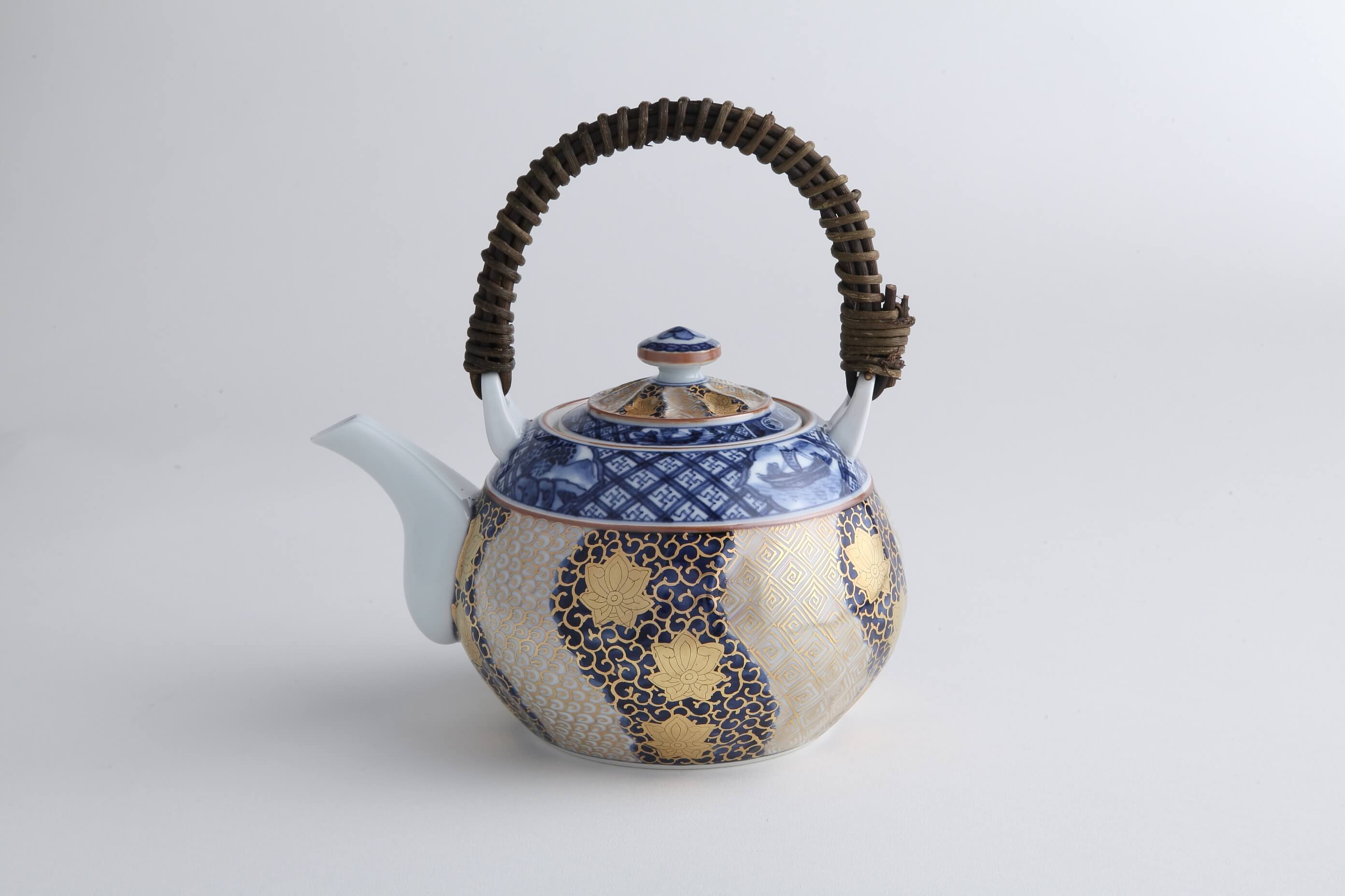 KINRANDE HANAKARAKUSA (Blue) Stoneware teapot